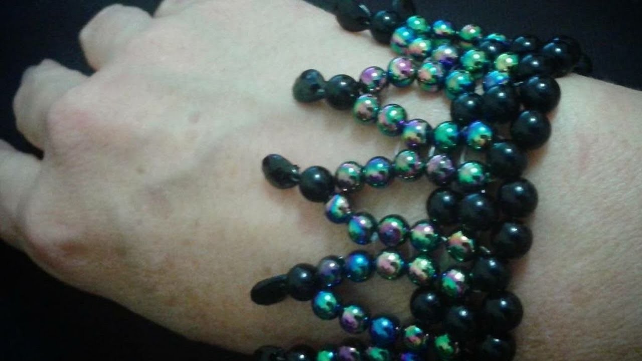 Diy  pulseira diferente e linda  faça uma boa renda extra.