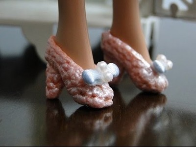Como Fazer Sapatos ( Shoes ) de Crochê Para Boneca Barbie Passo a Passo Por Pecunia Milliom