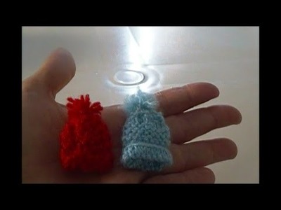 Como fazer mini gorrinhos em tricô para lembrancinhas