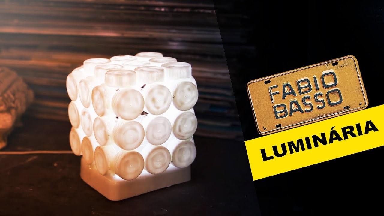Como fazer uma luminária com tampinhas de caixa de leite!