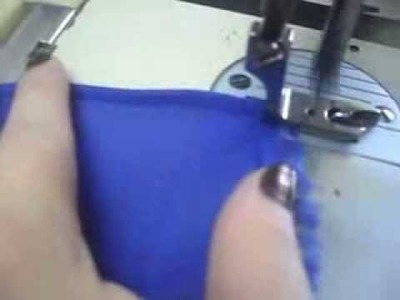 Maquina reta calcador para bainhas em tecidos finos  Voil