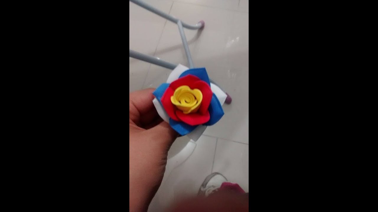 Rosa em EVA Branca da Neve