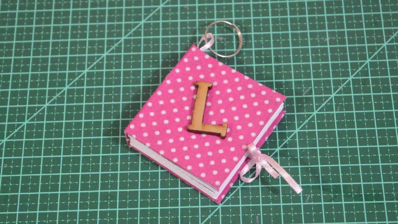 MINI CADERNO EM CHAVEIRO