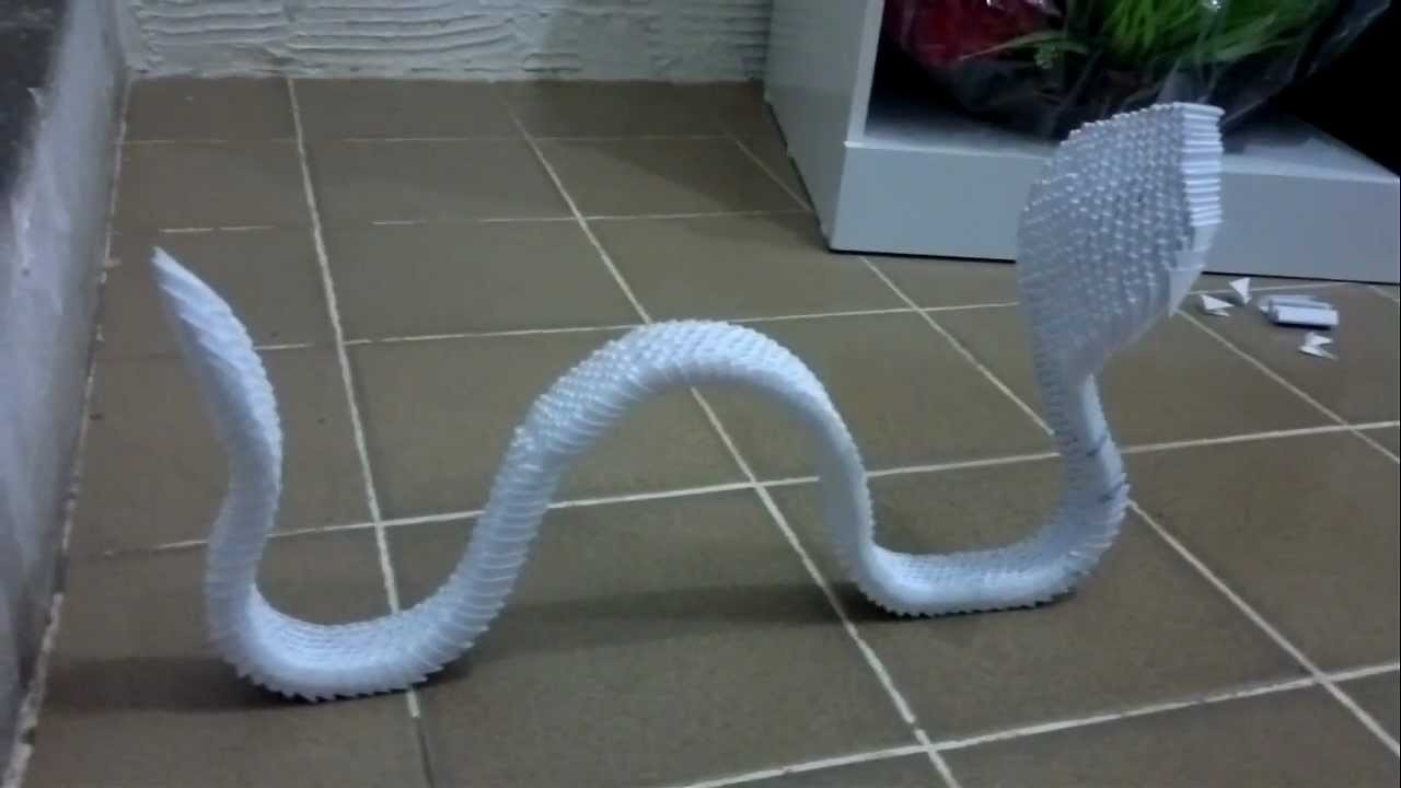 Origami 3D snake, cobra ou sogra. : )