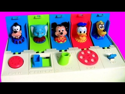 Mickey Pop Up Pals Dumbo Pateta Pluto e Pato Donald Brinquedos Surpresa de bebê em Portugues BR