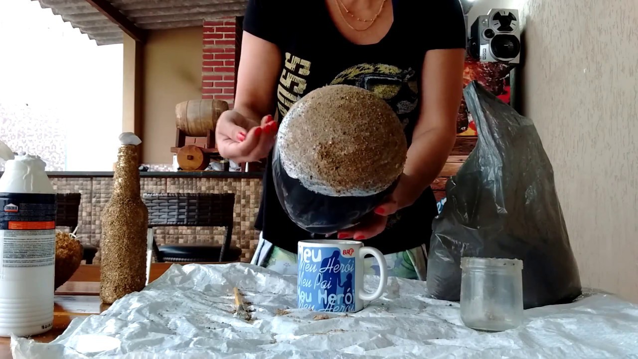 DIY : Como fazer vaso rustico usando areia balão e cola muito fácil de fazer