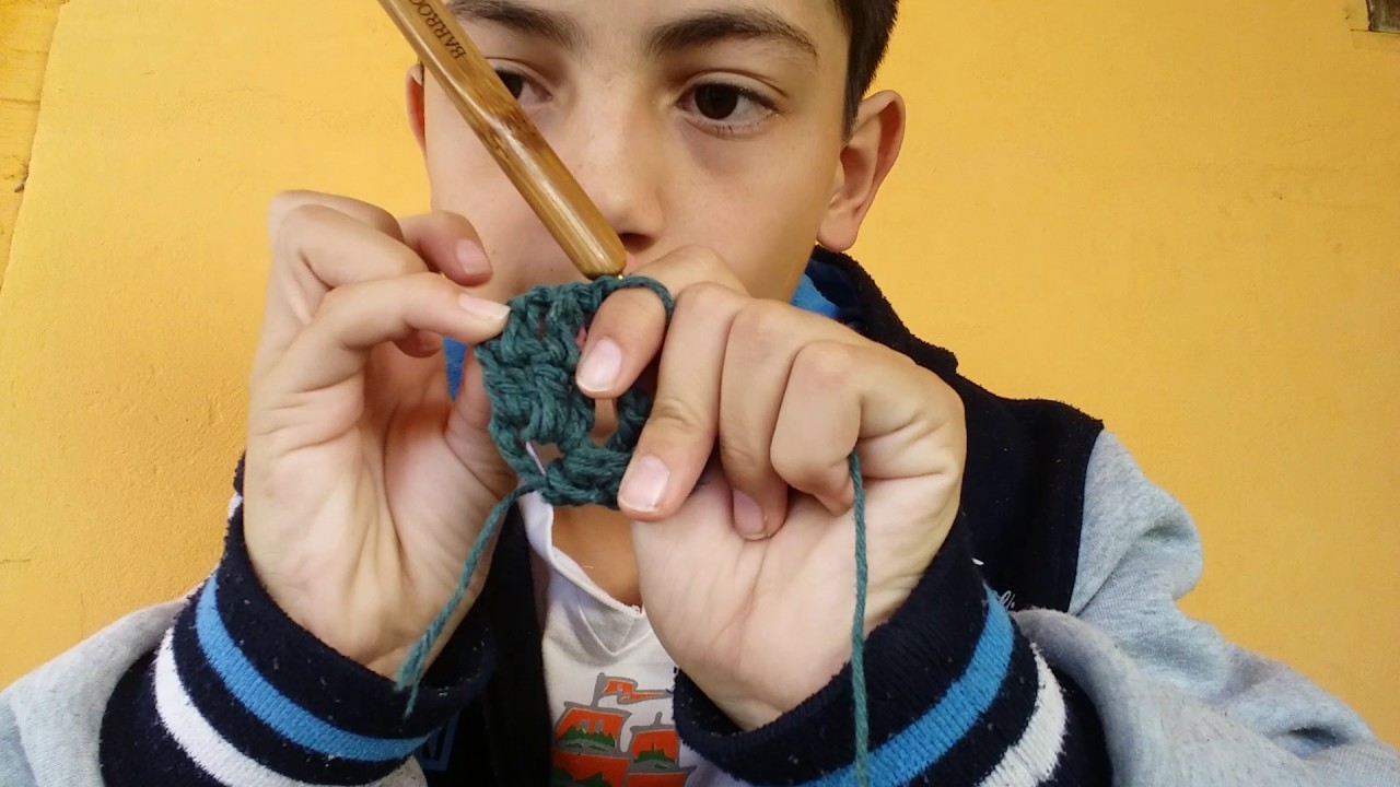Como fazer flor de crochê- 8 pétolas