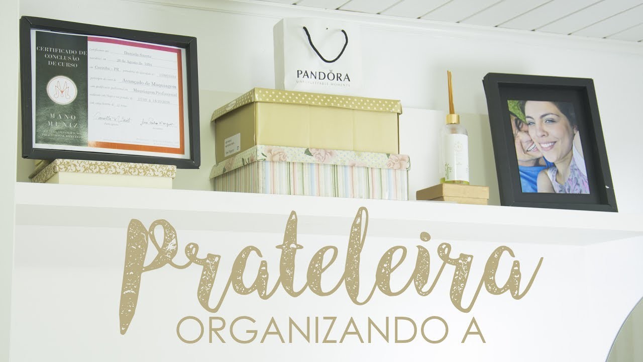 DYE | DECORANDO A PRATELEIRA COM O QUE TEMOS EM CASA! #DECORAÇÃO