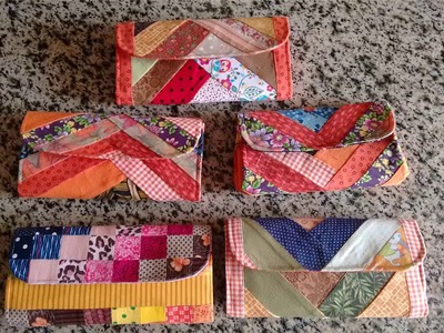 Carteiras em tecido com técnica seminole e watercolor