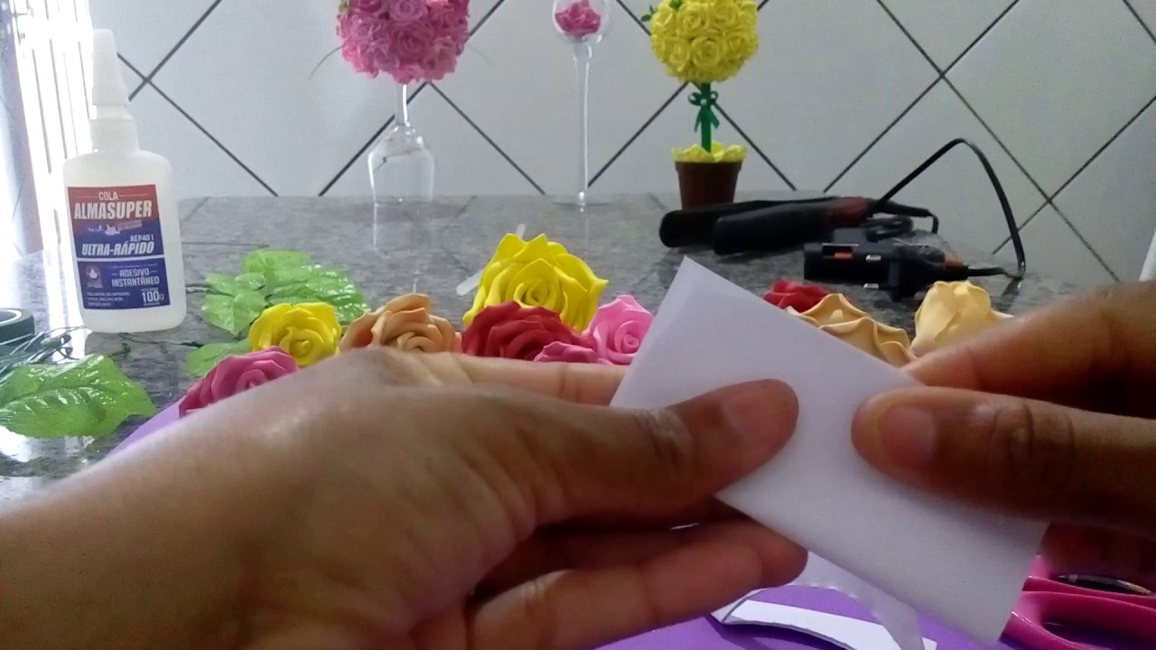 Como  fazer molde de Rosa de E.V.A para Bola de Rosas e Topiaria.