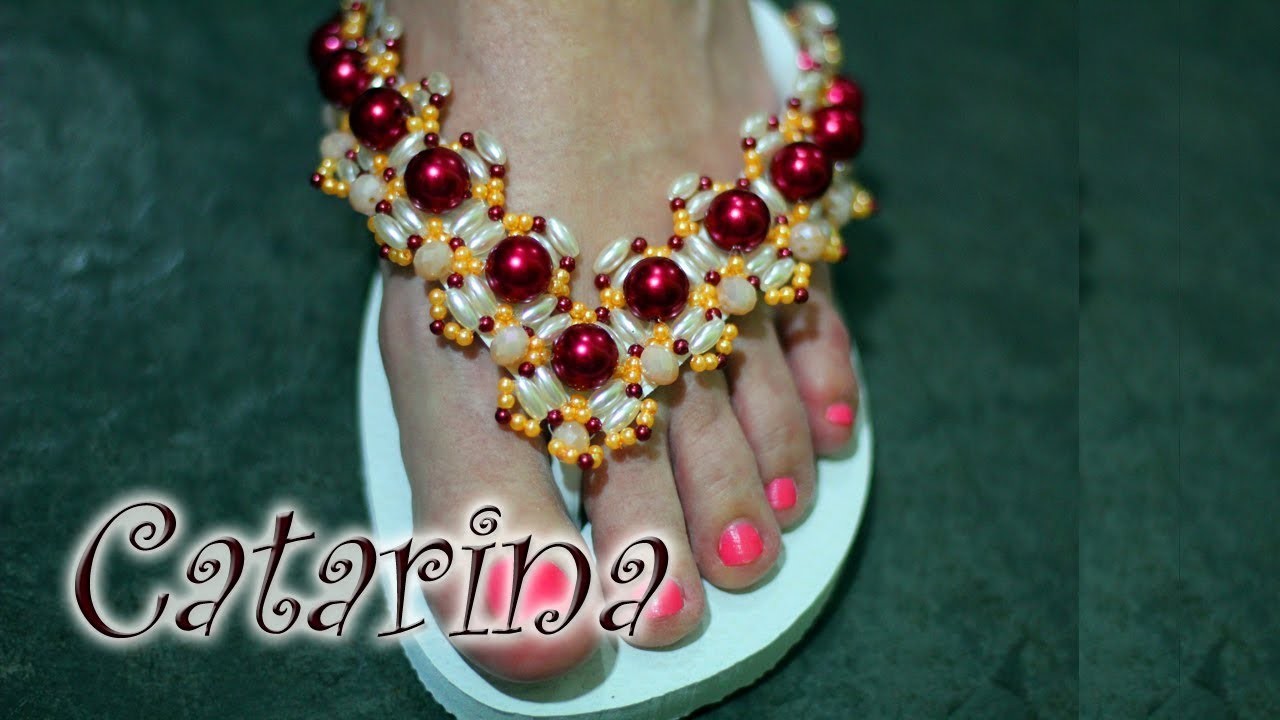 Chinelo decorado: manta de arrozinho, cristais e pérolas