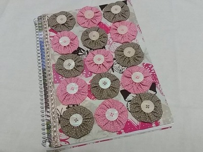 Caderno Estilizado com Fuxicos