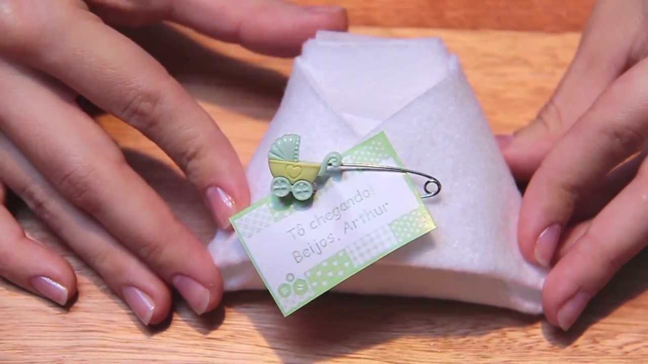 Atelie Centauro - Artesanato - Fraldinha de feltro - Artesã Camila Felix