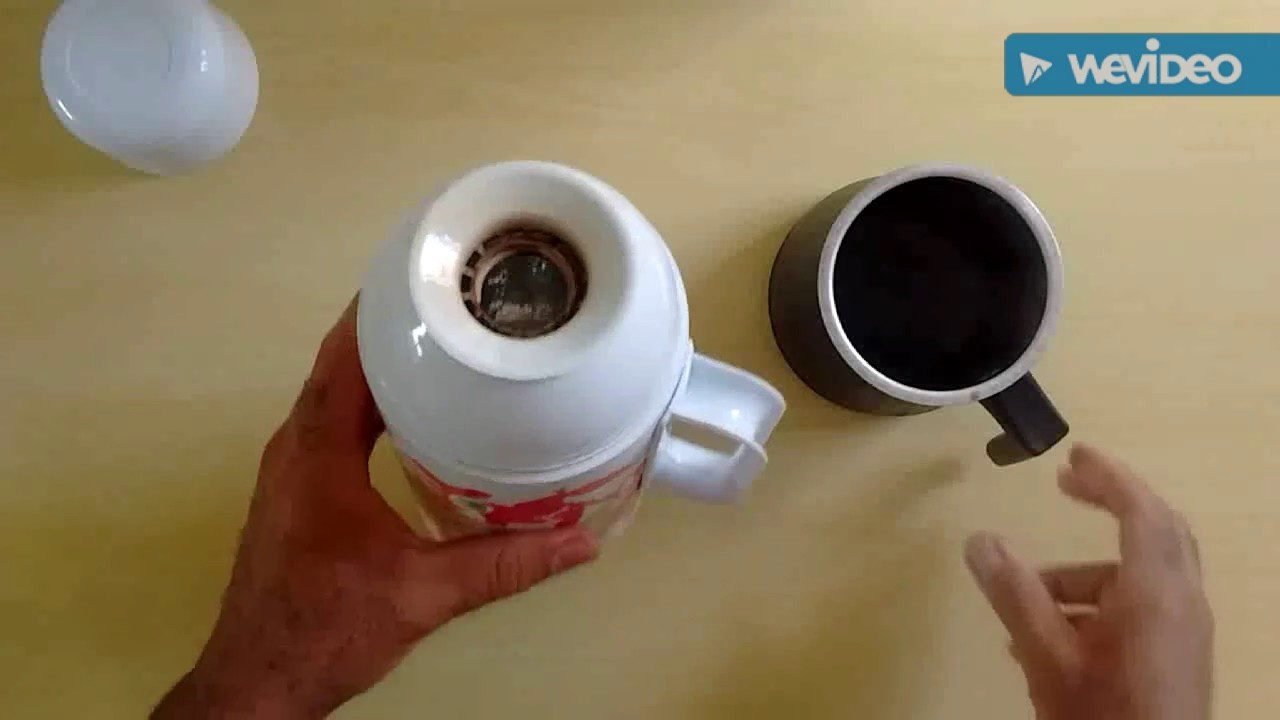 Como manter o café da garrafa quente   por muito mais tempo