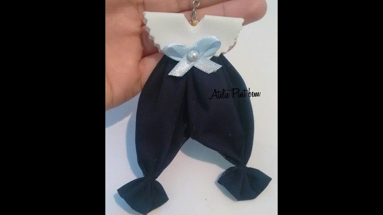 Lembrancinha para maternidade.chaveirinho macacão