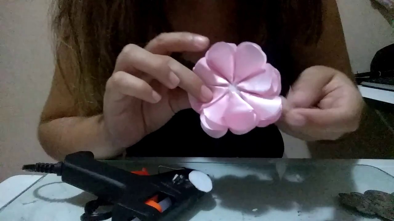 Como montar flor camélia