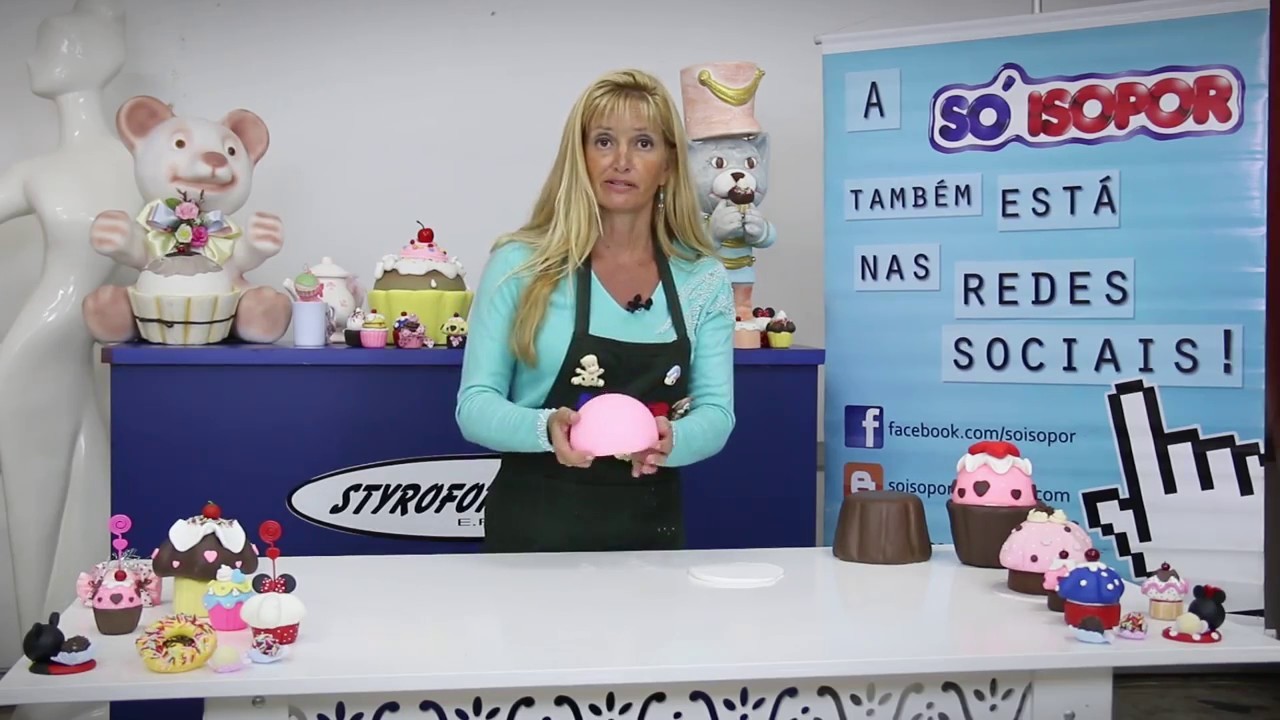 Cupcake cenográfico para festas infantis! Técnica de biscuit - Márcia Nunes