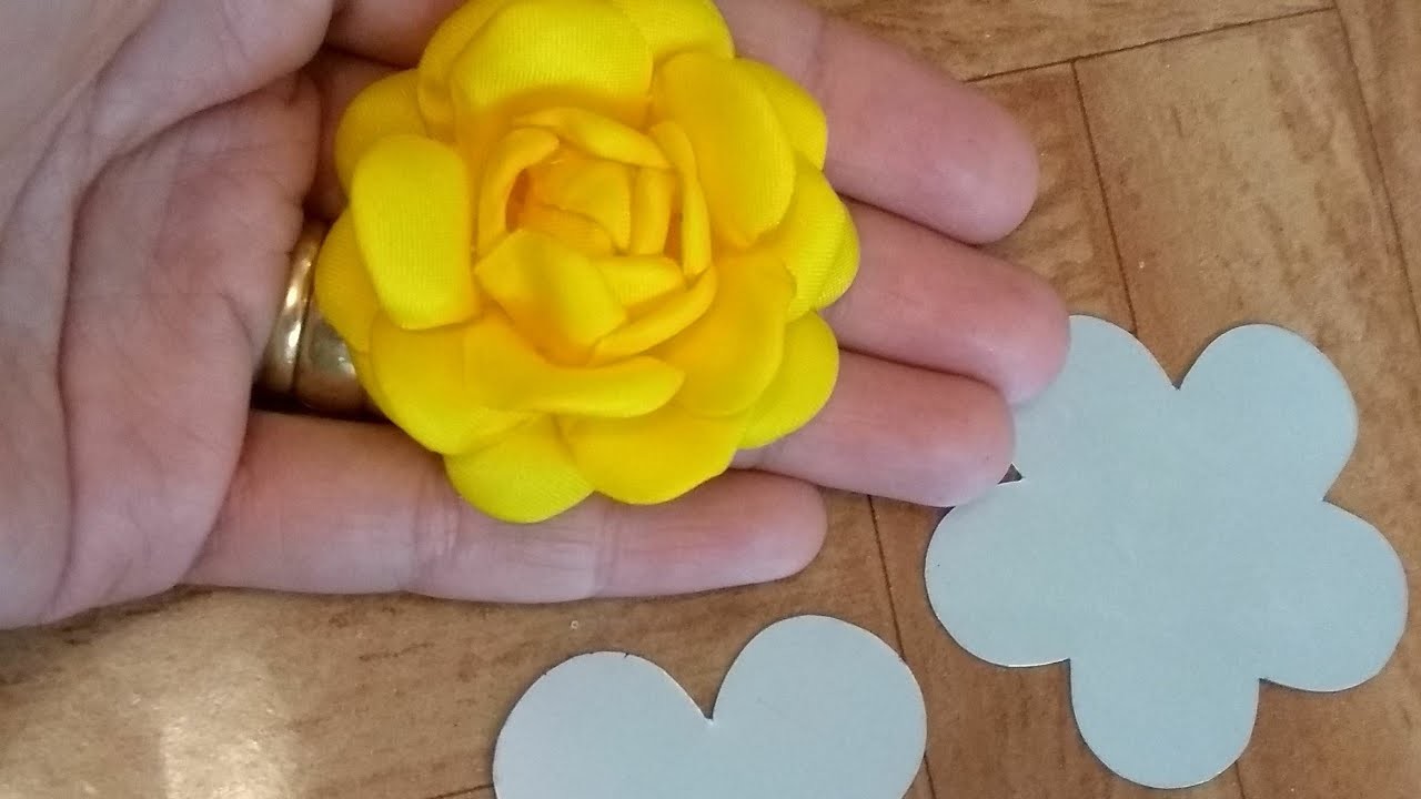 Rosa invertida (mini) flowers diy