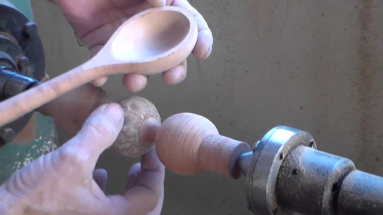 Como fazer colher de pau  ( How to make wooden spoon )