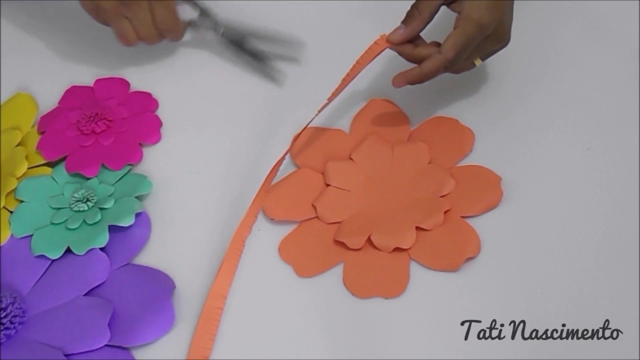 Como fazer flores de papel  - Modelo Sakura