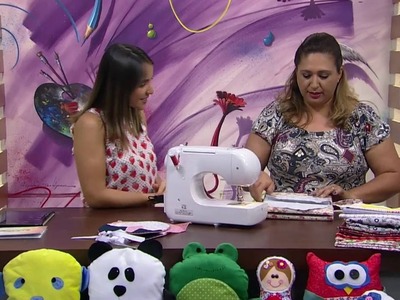 Mulher.com - 13.09.2016 - Babador cupcake com carinha - Regina Mação  P1