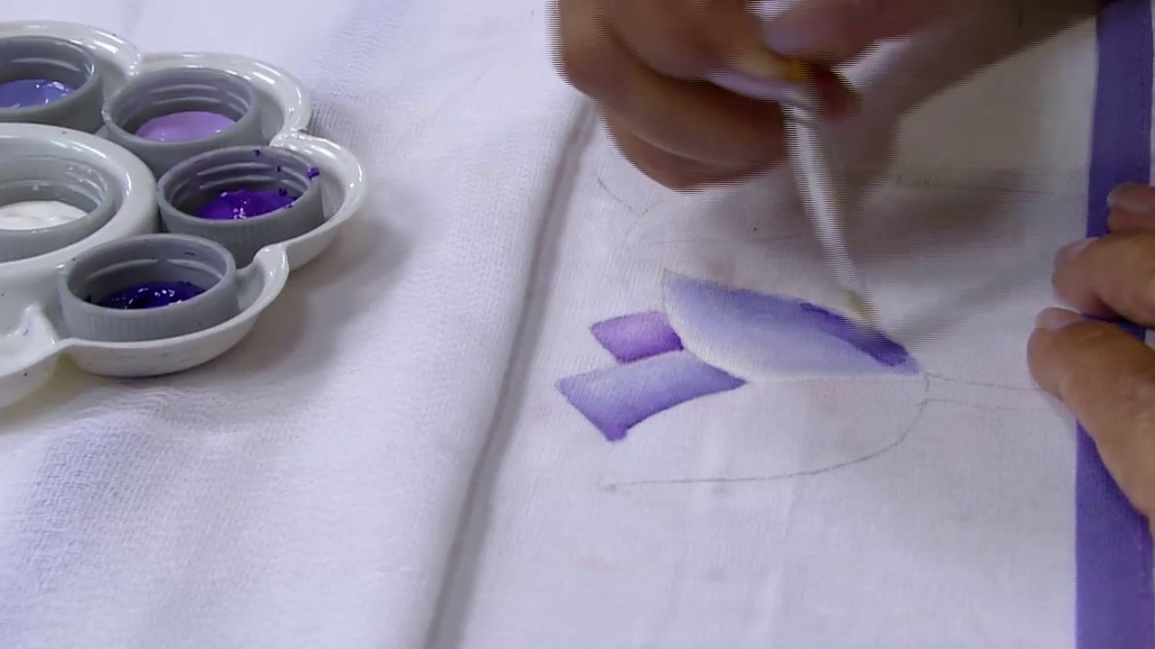 Mulher.com - 23.11.2016 - Pintura imitando patchwork - Filó Frigo PT1