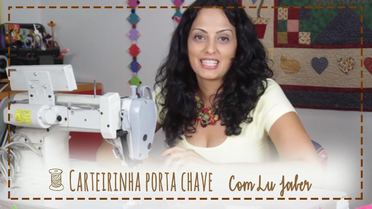 Carteirinha com porta chave