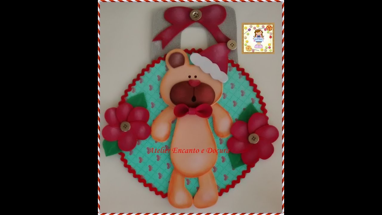 Enfeite Urso Natalino de E V A plano.