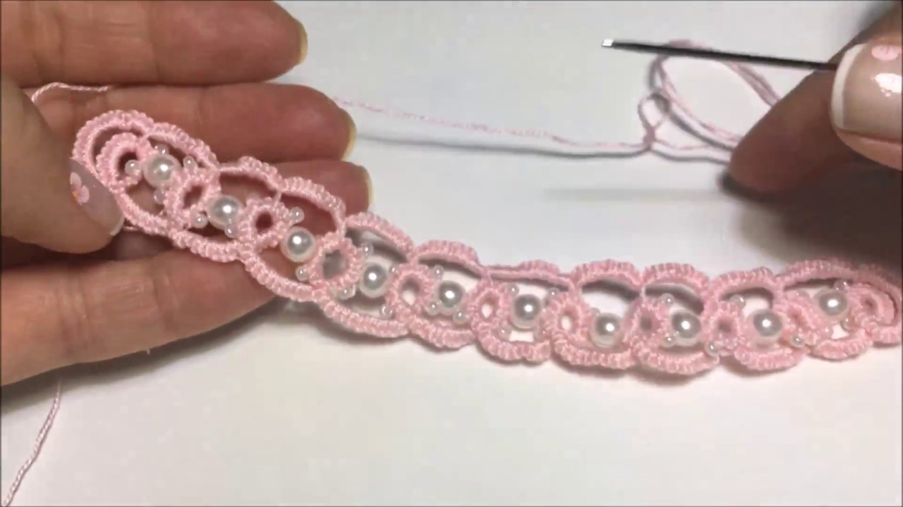 Frivolité pulseira rosa com pérolas