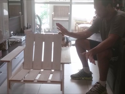 Cadeira Krat feita com resto de rodapé