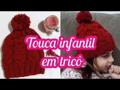 TOUCA COM TRANÇAS EM TRICÔ - Por Clarisse Froner