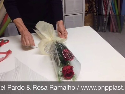 Gift wrapping- Wrapping roses #wrapflowers