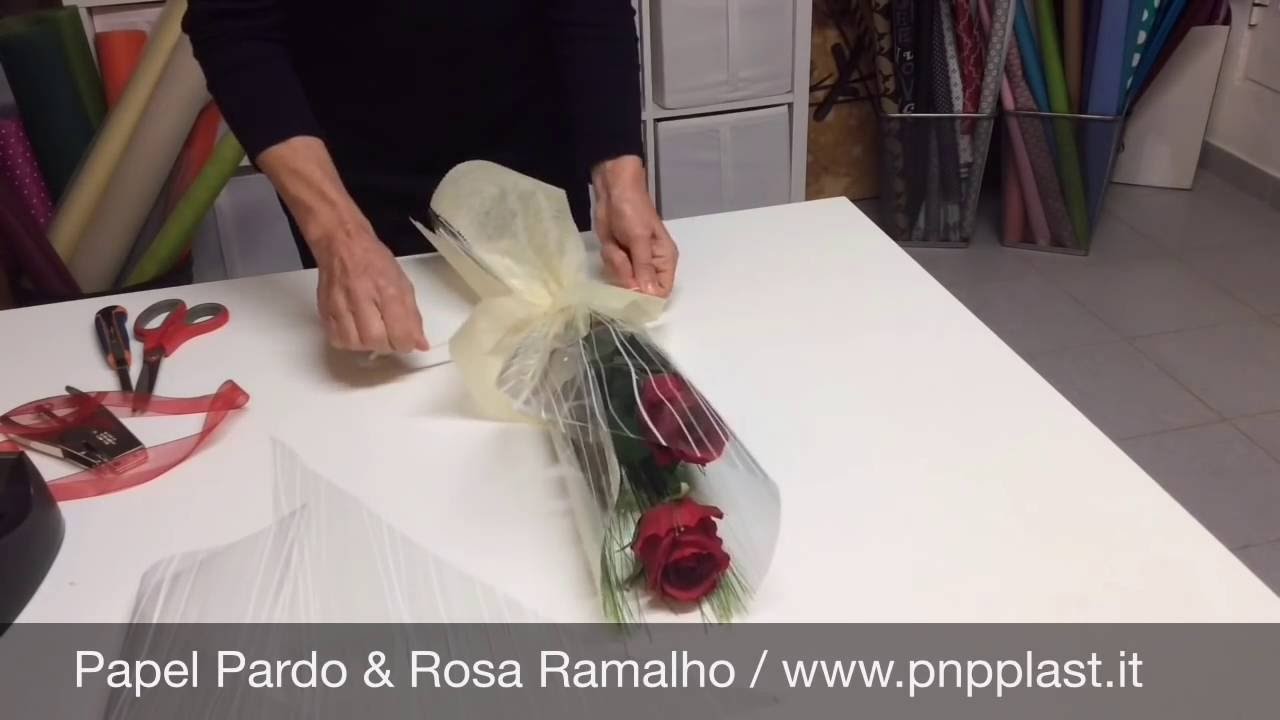 Gift wrapping- Wrapping roses #wrapflowers