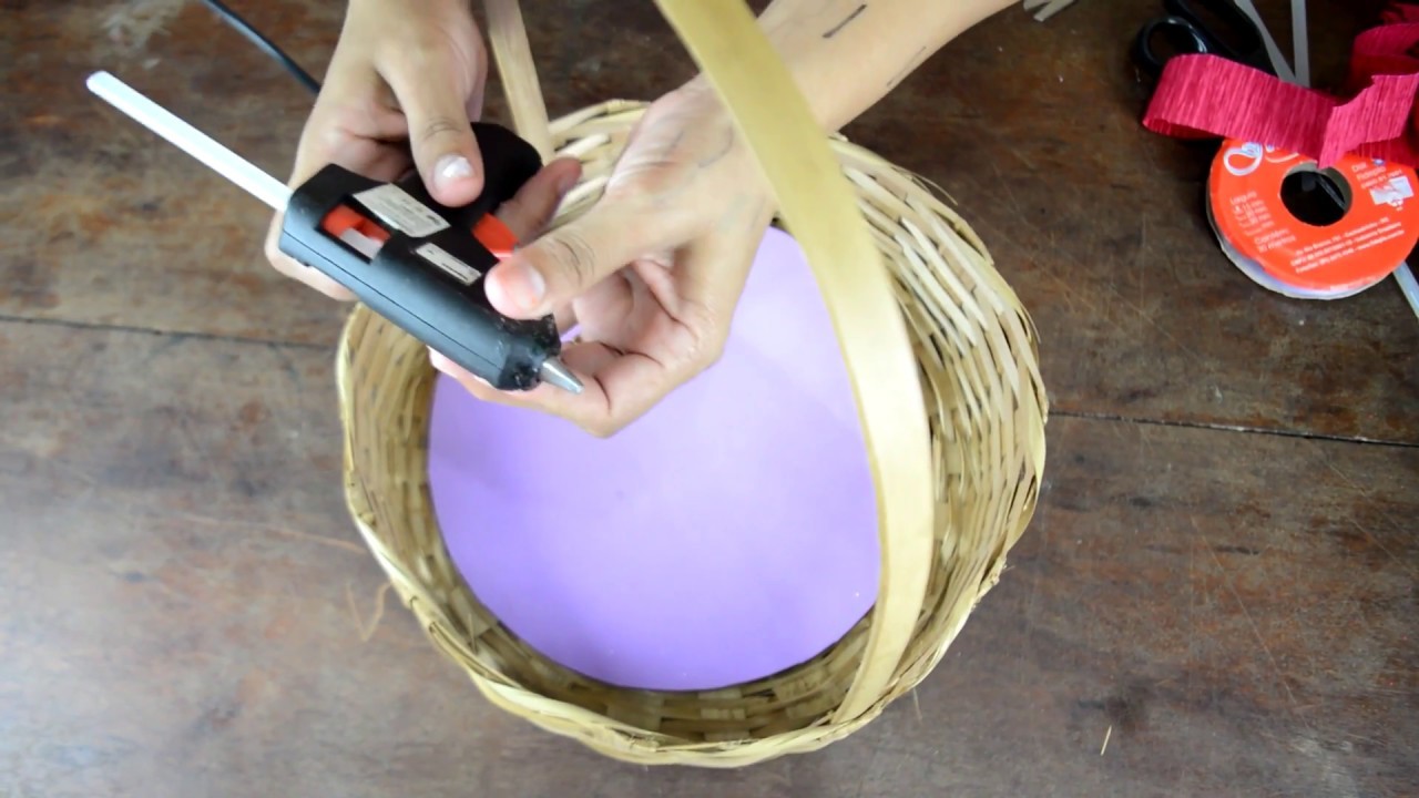 CESTA DE BOMBOM DECORADA