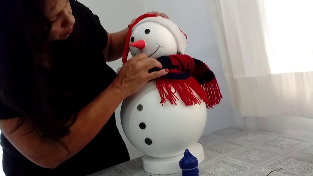 Como montar um boneco de neve de isopor part 2