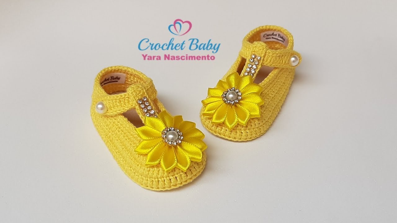 Sapatinho CARLA de crochê - Tamanho 09 cm - Crochet Baby Yara Nascimento