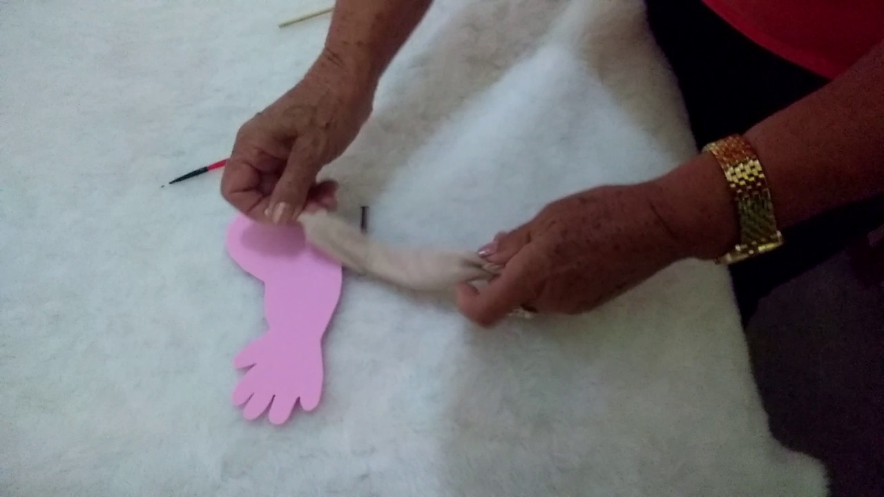 Uma dica bem fácil de fazer braço de boneca pano