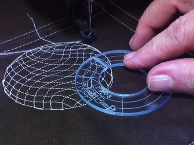 QUILTING COM RÉGUA E LIVRE