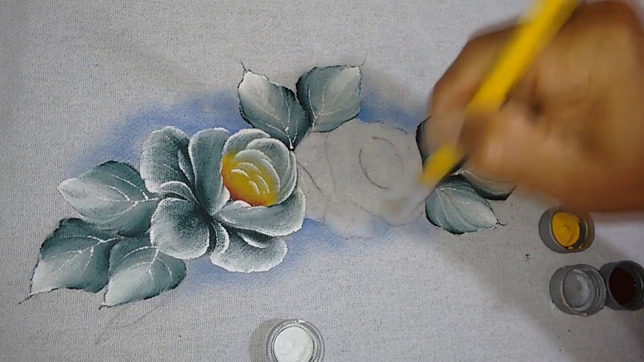 Roberto Ferreira - Aprenda a  desenhar e Pintar Rosa .