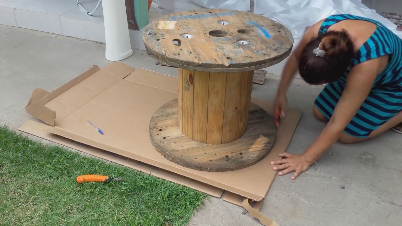 Reciclando bobina de fios  e desafio das artes.