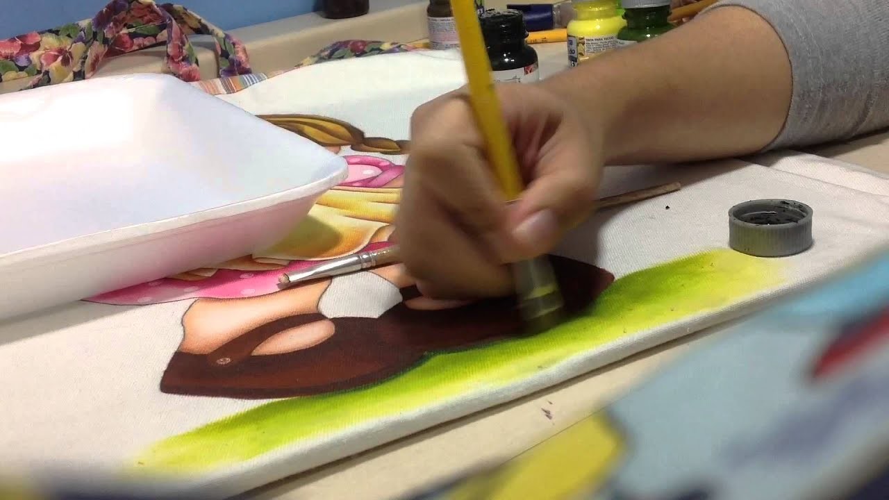 Thanynha Avila-Como fazer chão em pintura em tecido