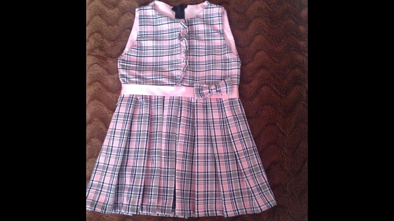 Vestido infantil com pregas