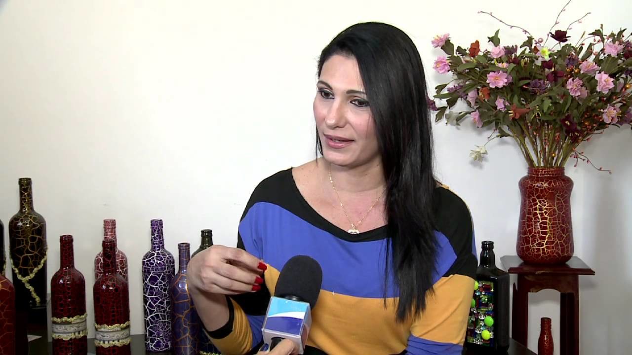 BNTVSE ARTESA GARRAFAS PINTADAS