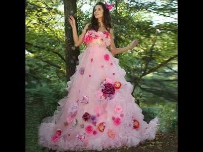 Vestido de noiva com flores