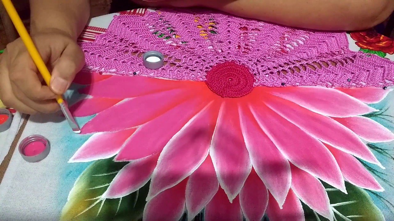 Como pintar meia flor com Lia Ribeiro