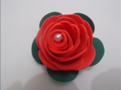 Aprenda a fazer uma rosa em eva