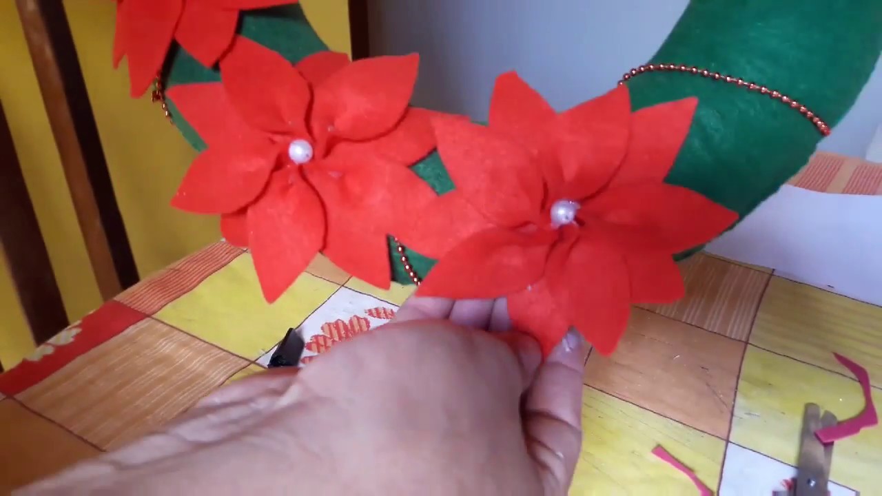 Flor de Natal em E.V.A ou Feltro passo a passo.DIY