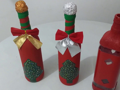Garrafas pintadas e decoradas com tema natalino