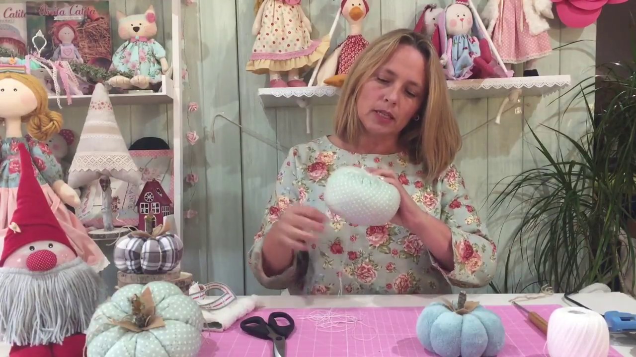 Anita Catita - Abobrinhas de tecido. DIY Pumpkins