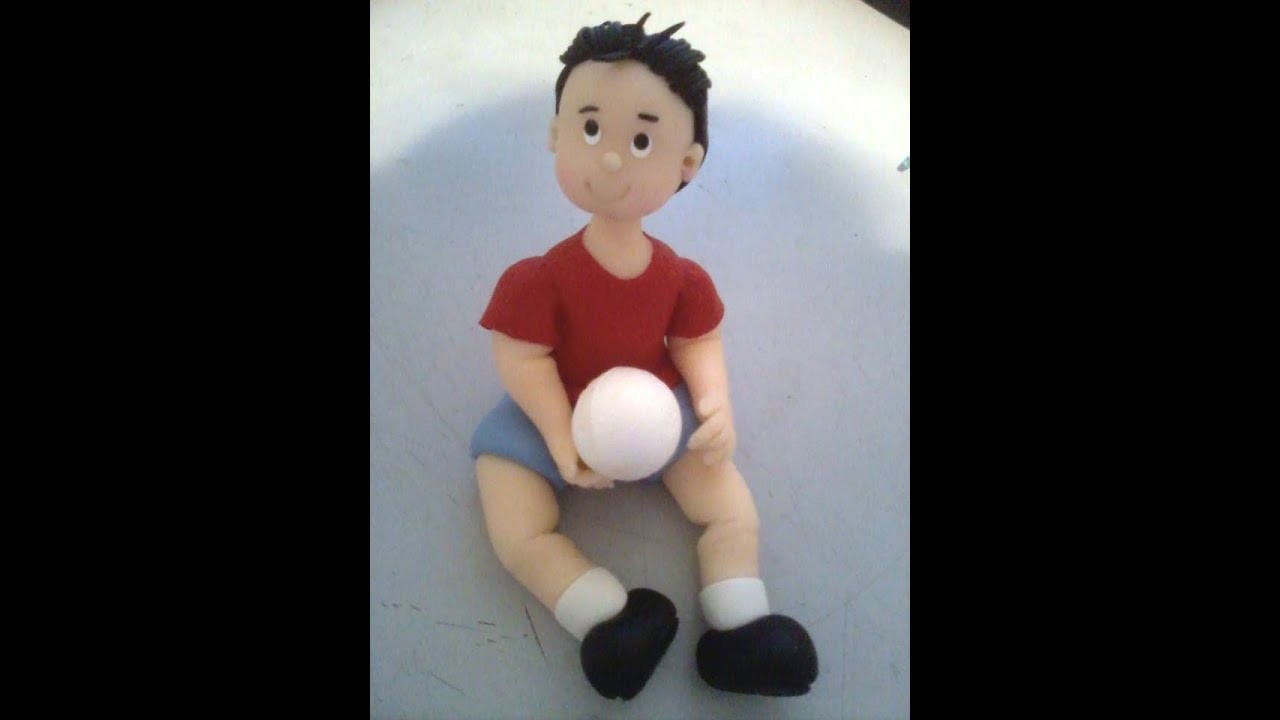 MENINO FEITO EM BISCUIT